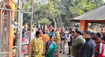 Listen to People's Voices in Khanakul